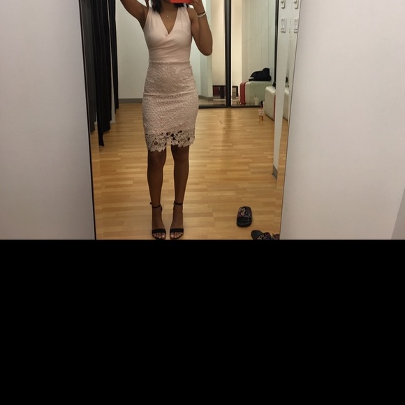 Lipsy London - Designer Pink Lace Detail Bodycon Dress - Picture 13 of 13